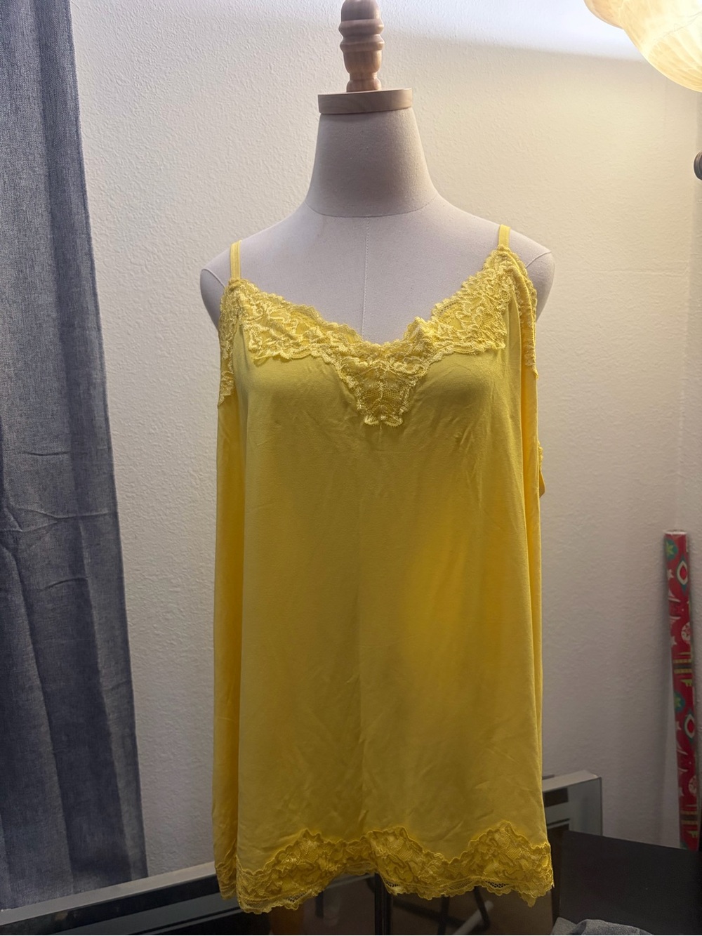 Lace-Trim Yellow Slip Chemise/  Various colors sizes 22/24- 26/28